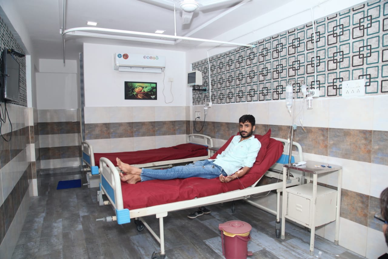 Deluxe Patient Room